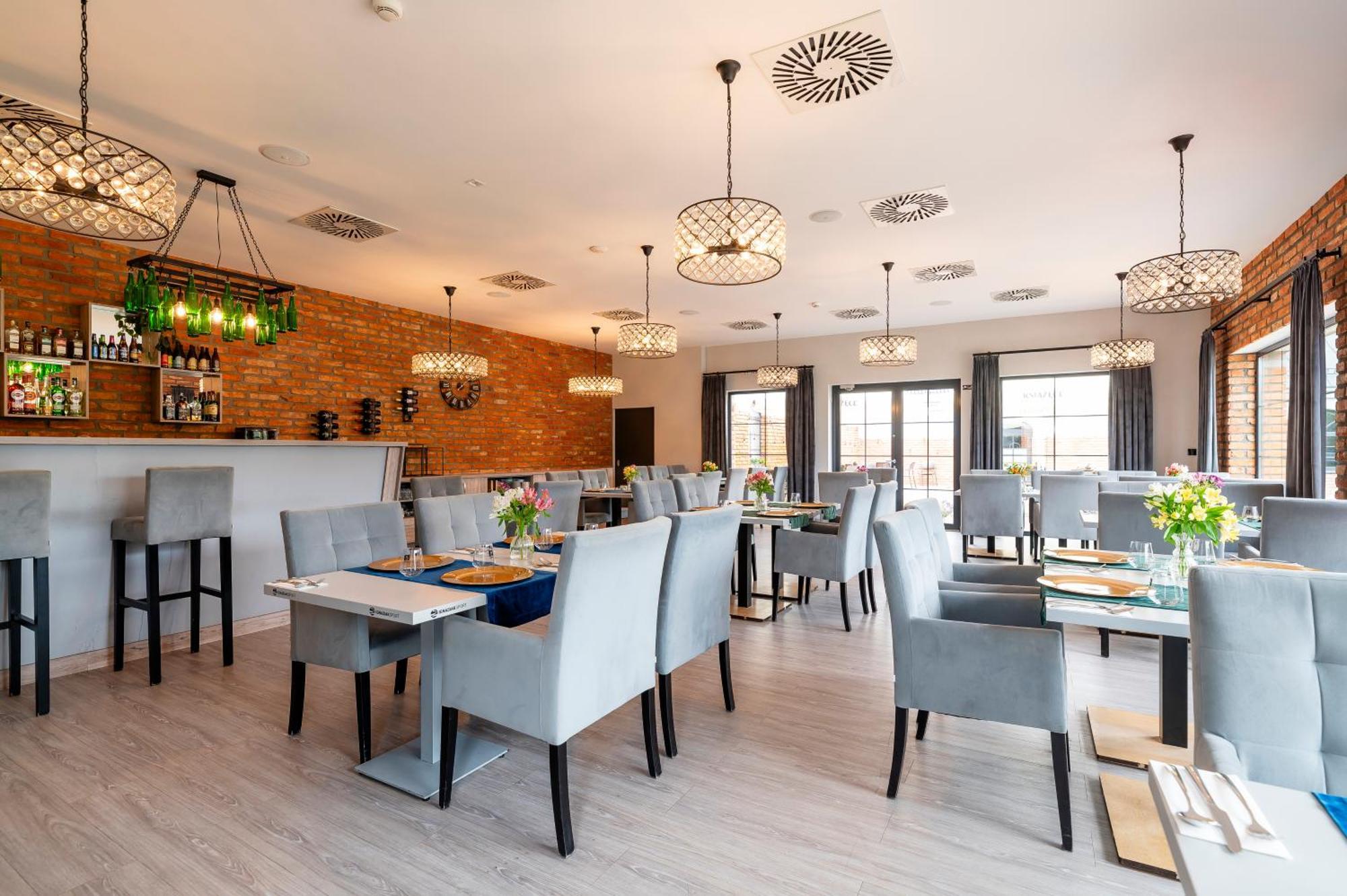 Ignasiak Hotel Września Eksteriør bilde