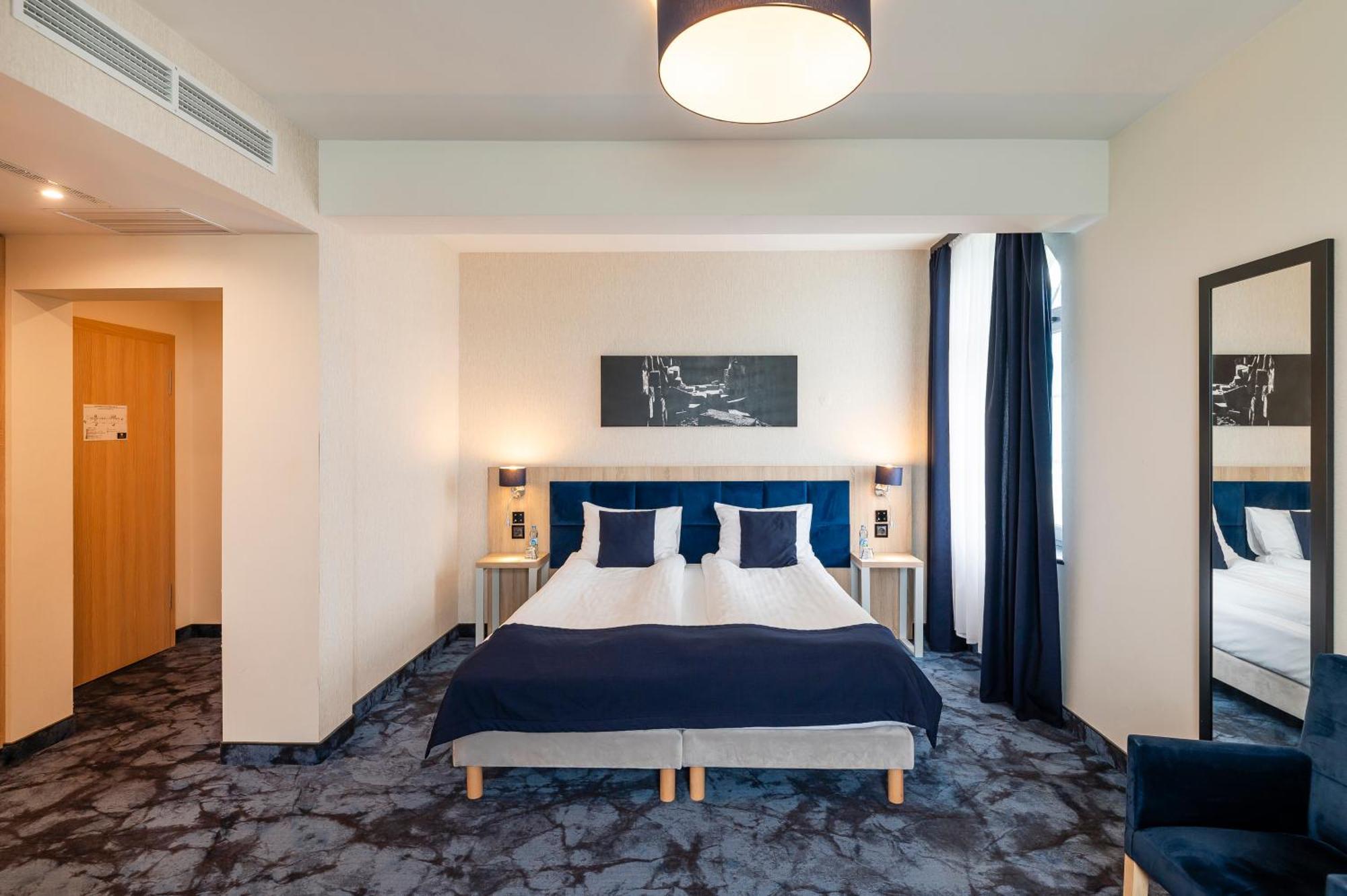 Ignasiak Hotel Września Eksteriør bilde